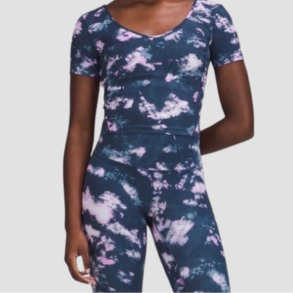 Lululemon Align T-shirt - Brand New with Tag - Picture 12 of 12